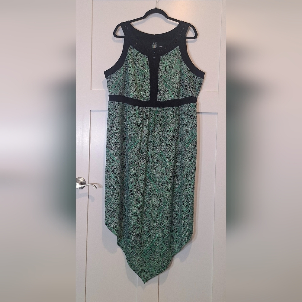 Catherines Sleeveless Maxi Dress Empire Waist Embellished Neck 2X Green Black